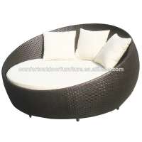 All-weather Beach/Swimming Pool Side Rattan Chaise Lounge